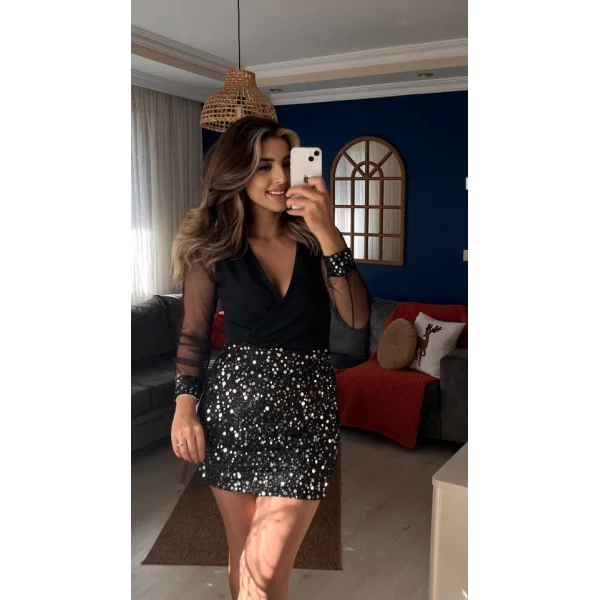 Kadın Uzun Kollu V Yakalı üst Krep Alt Payet Kısa Elbise