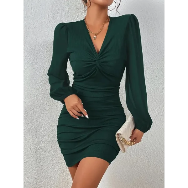 Kadın Uzun Kollu V Yakalı Yanlardan Büzgülü Kısa Sandy Elbise