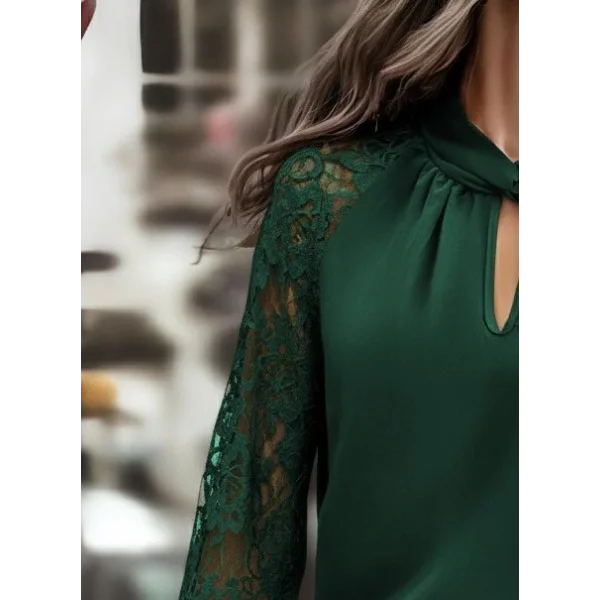 Kadın Uzun Kollu Yaka Düğme Detay Güpürlü Kol Krep Bluz