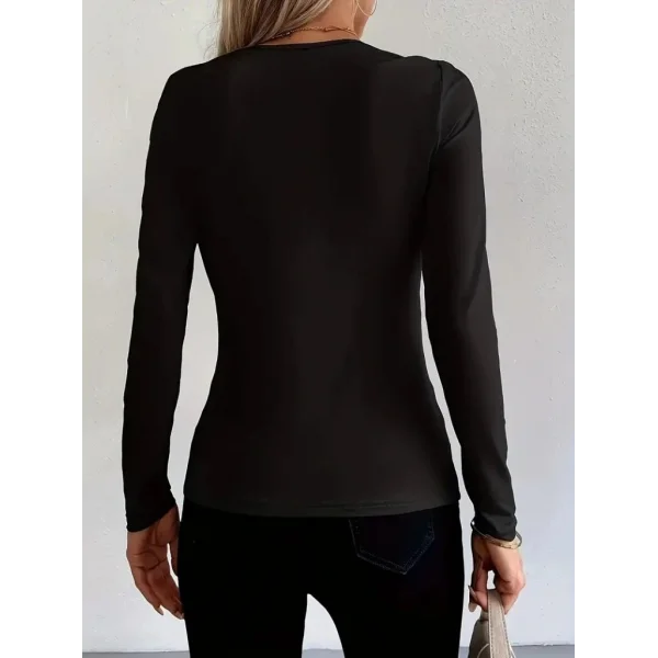 Kadın Uzun Kollu Yakadan Halka Detaylı Viskon Bluz