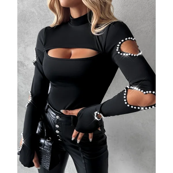 Kadın Uzun Kollu Yarı Balıkçı Yaka Pencere Detaylı Kolları Kalp Desen Taşlı Viskon Bluz