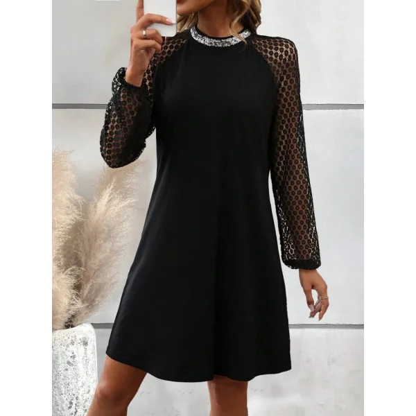 Kadın Uzun Kollu Yarı Balıkçı Yaka Pulpayetli Kolları Dantel Detaylı Mini Ithal Krep Elbise