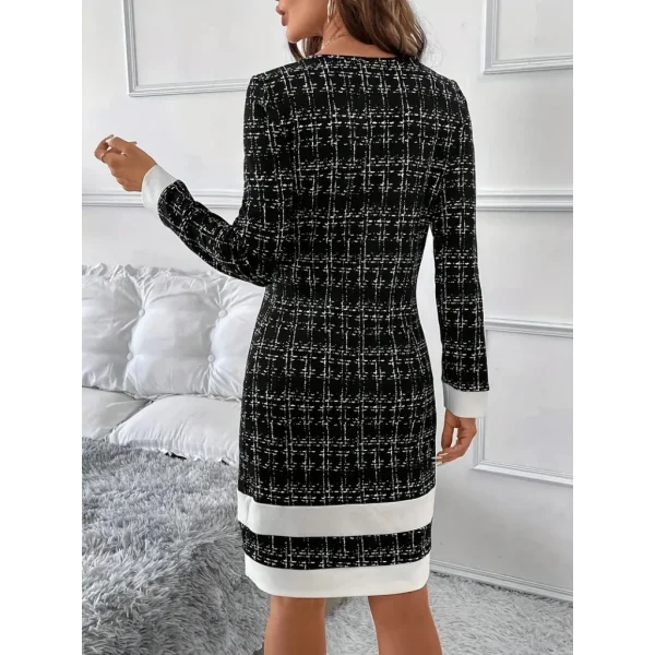 Kadın Uzun Kollu Yuvarlak Yaka Etek Ucu şerit Detaylı Kısa Dokuma Elbise