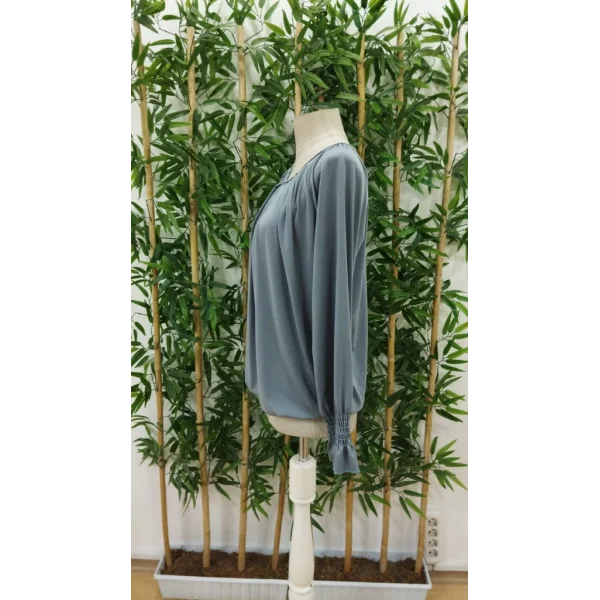 Kadın Uzun Kollu Yuvarlak Yaka önden Büzgülü Sandy Bluz