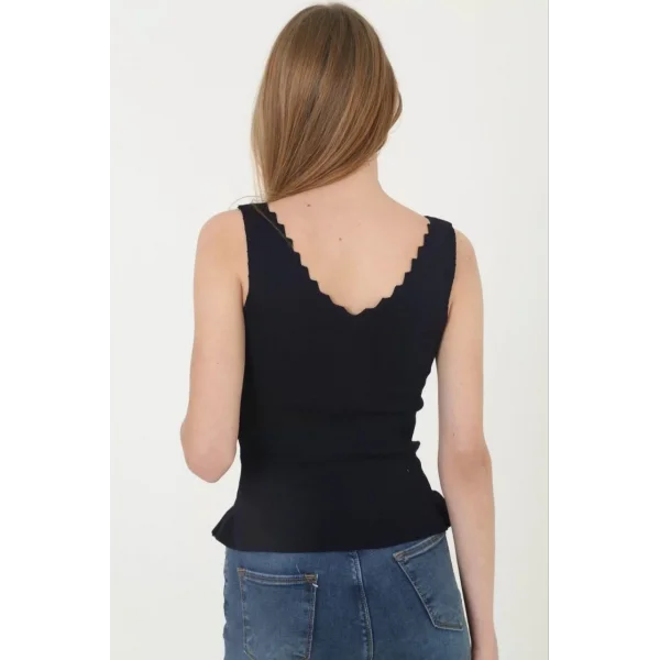 Kadın V Yaka Fırfır Detay Crop - Siyah