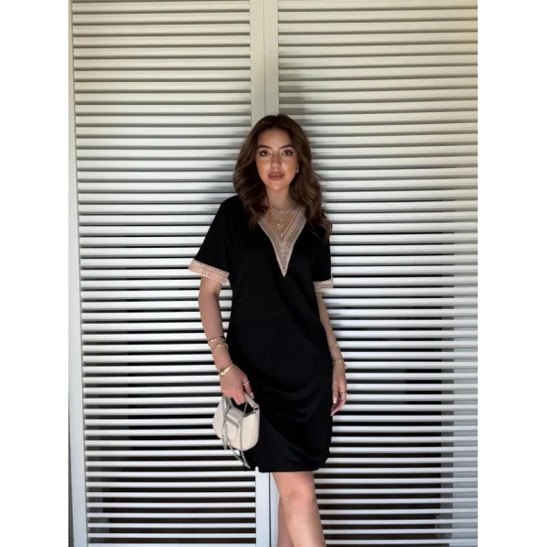 Kadın V Yaka Güpürlü İki İplik Elbise