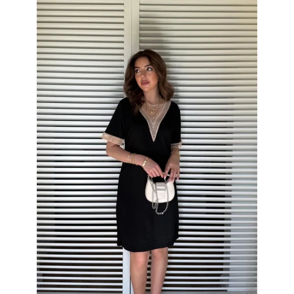 Kadın V Yaka Güpürlü İki İplik Elbise