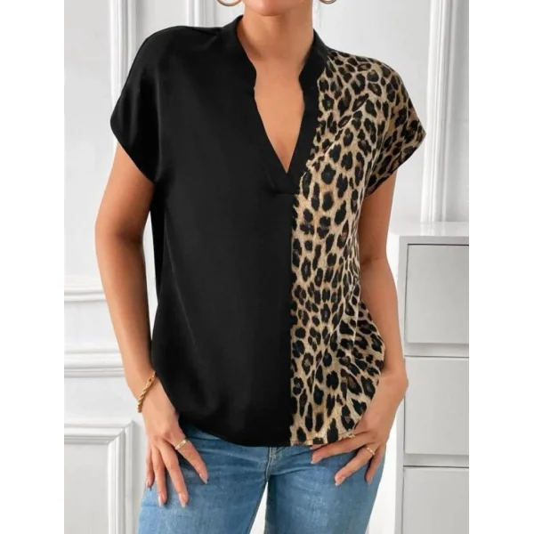 Kadın V Yaka Leopar Garnili Mosskrep Kumaş Bluz