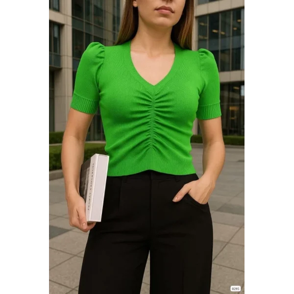 Kadın V Yaka Önü Büzgü Detaylı Triko Bluz