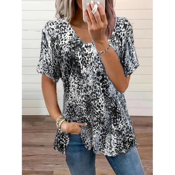 Kadın V Yaka Renkli Leopar Desen Büzgü Detay Süprem Bluz