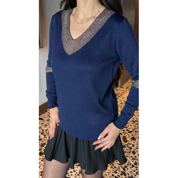 Kadın V Yaka Uzun Kollu Gold Işleme Detay Bluz