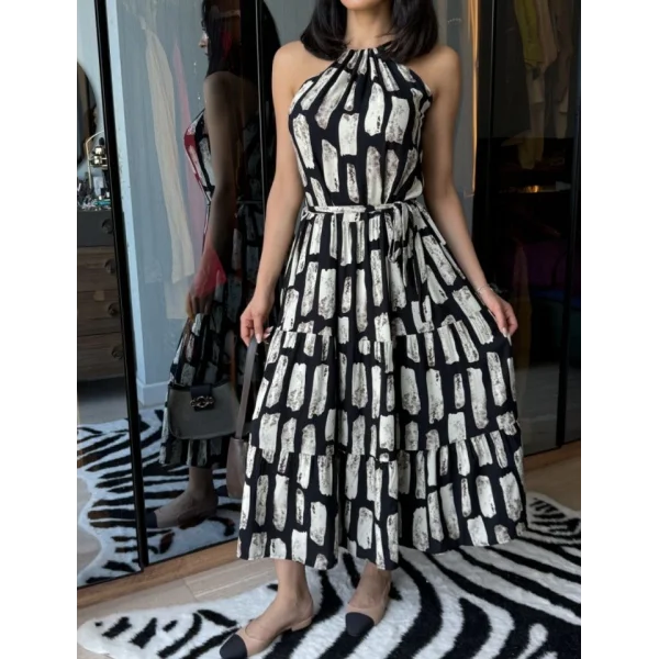 Kadın Viskon Kumaş Ip Askılı Halter Yaka Cepli Midi Boy Elbise