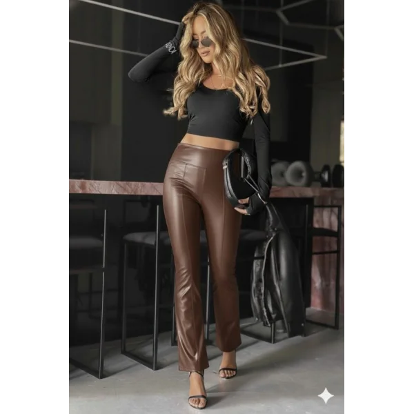 Kadın Yüksek Bel Paçaya Doğru Geniş Deri Pantolon
