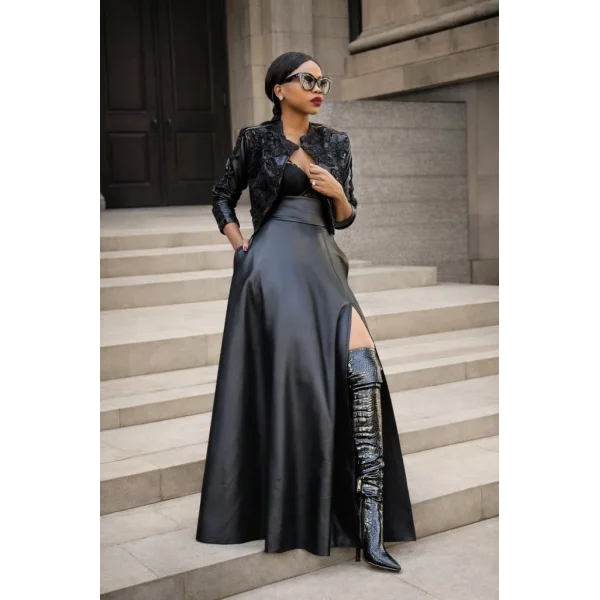 Kadın Yüksek Bel Uzun Yırtmaçlı Deri Etek