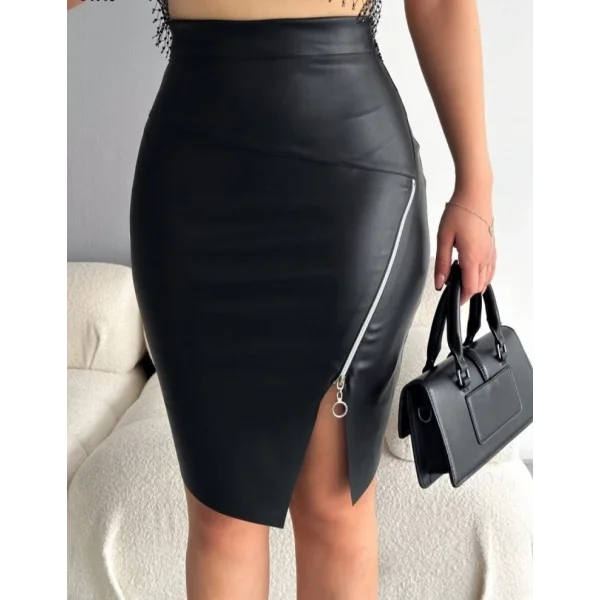 Kadın Yüksek Bel Yandan Fermuarlı Ve Yırtmaçlı Deri Etek