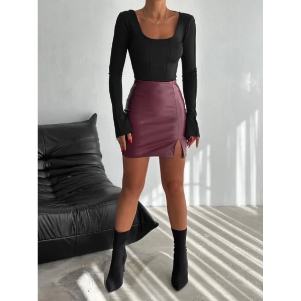 Kadın Yüksel Bel Yırtmaç Detay Mini Deri Etek