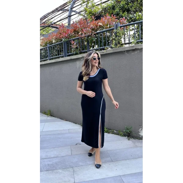 Kadın Yuvarlak Ribana Yaka Beyaz Yırtmaç Detaylı Viskon Tam Boy Elbise