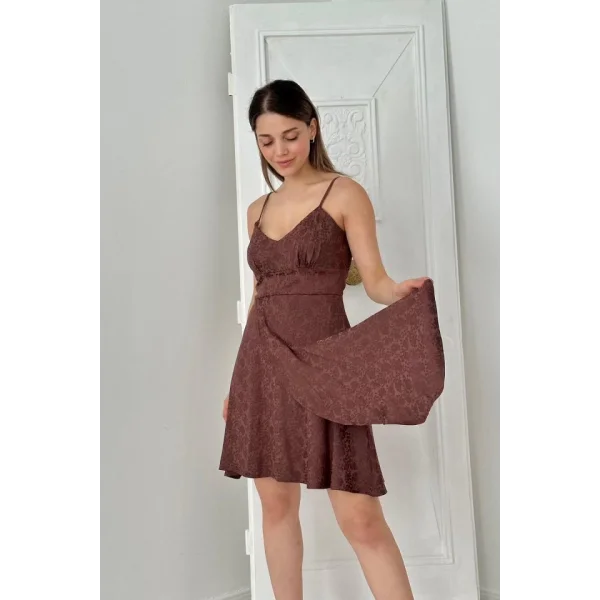 Kahverengi Jakarlı Asimetrik Elbise