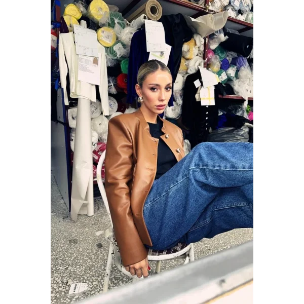 Kahverengi Önü Düğme Kapamalı Deri Ceket