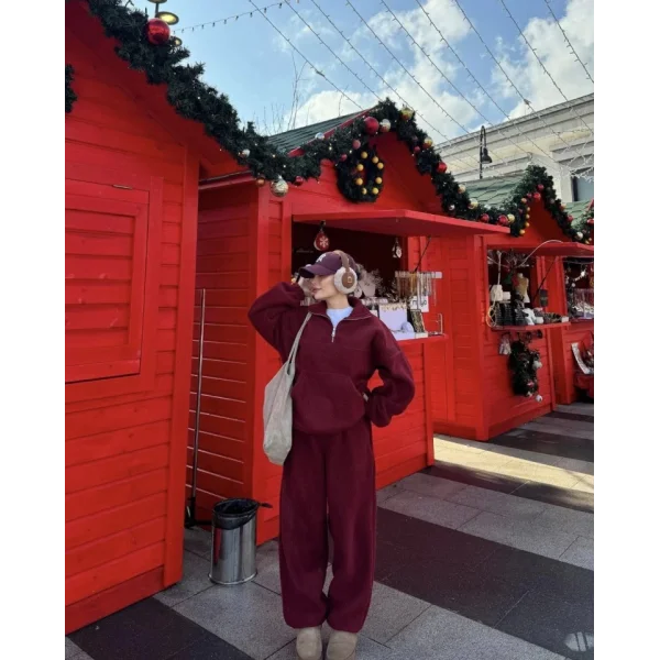 Kalın Polar Yakalı Fermuarlı weat Pantolonlu Takım  Bordo