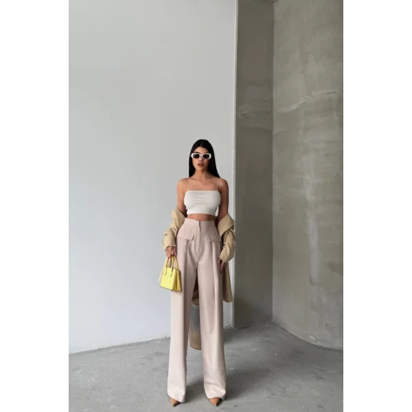 KAPALI GENİŞ PİLE CEP KAPAK DETAYLI PANTOLON - Bej