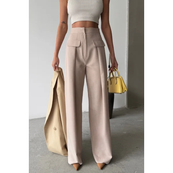 KAPALI GENİŞ PİLE CEP KAPAK DETAYLI PANTOLON - Bej