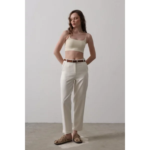 Kemerli Havuç Pantolon - Ekru