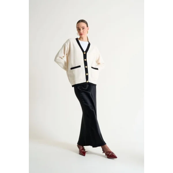 Kendinden Yakalı Cepli Hırka  KremSiyah