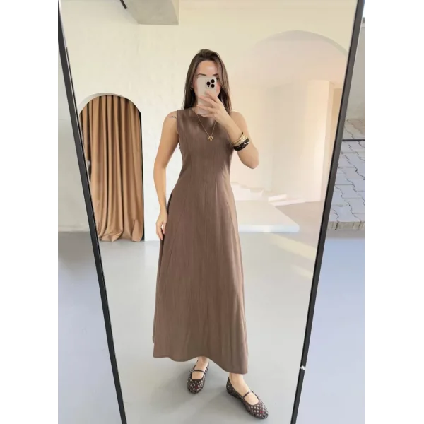 Keten Kolsuz Uzun Sırtı Kapalı Bisiklet Yaka Elbise - Kahverengi