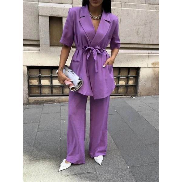 KIA KO BAĞAA DETAYI CEKETPANTOON TAKI  or