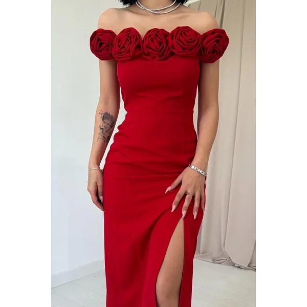 Kırmızı Madonna Yaka Güllü Elbise