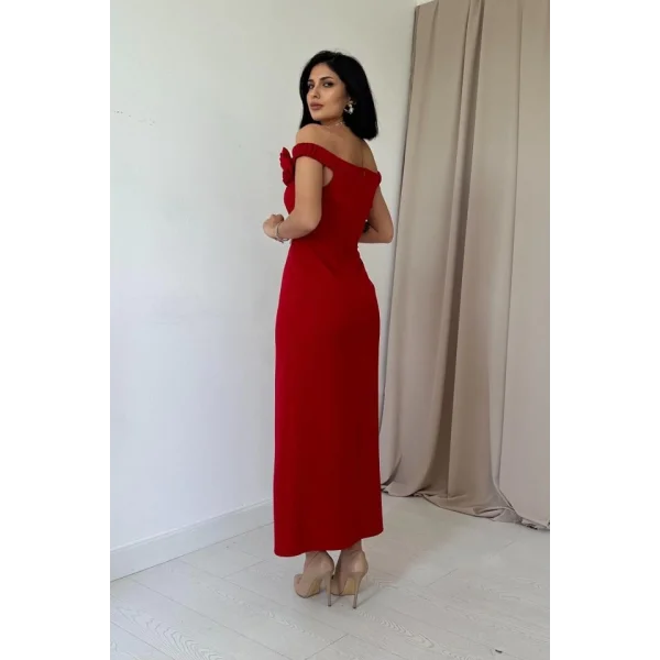 Kırmızı Madonna Yaka Güllü Elbise