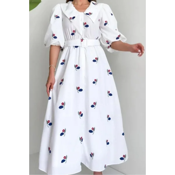 Kırmızı Yakası Çiçek Motifli Kemerli Elbise