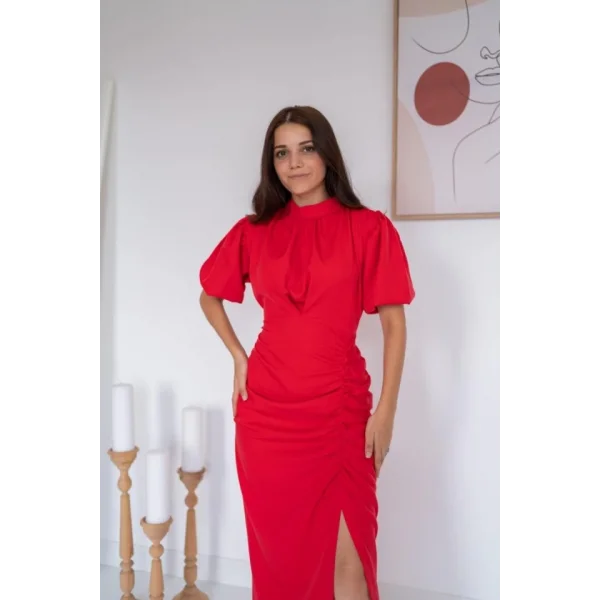 Kırmızı Yırtmaçlı Class Elbise