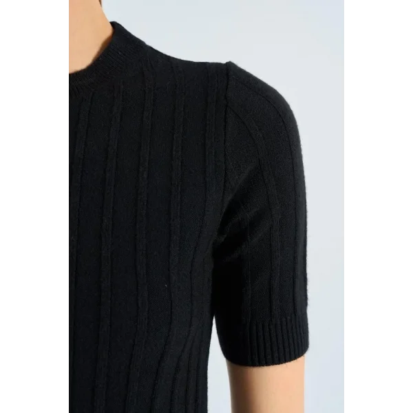 Kısa Kollu Tek Fitilli Kazak  Siyah