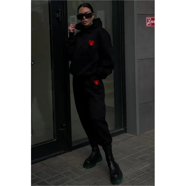 Kışlık Kapüşonlu Üç İplik Baskılı Eşofman Takım - Siyah