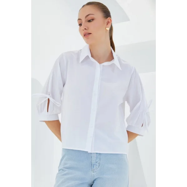 Kol Detaylı Beyaz Crop Gömlek 20246