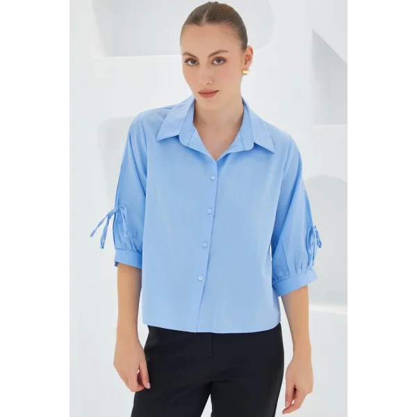 Kol Detaylı Mavi Crop Gömlek 20246