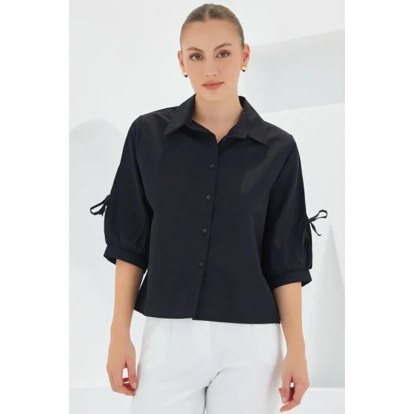 Kol Detaylı Siyah Crop Gömlek 20246