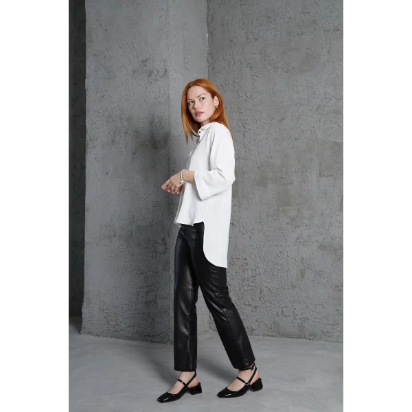 Kol Katlama Detaylı Beyaz Gömlek