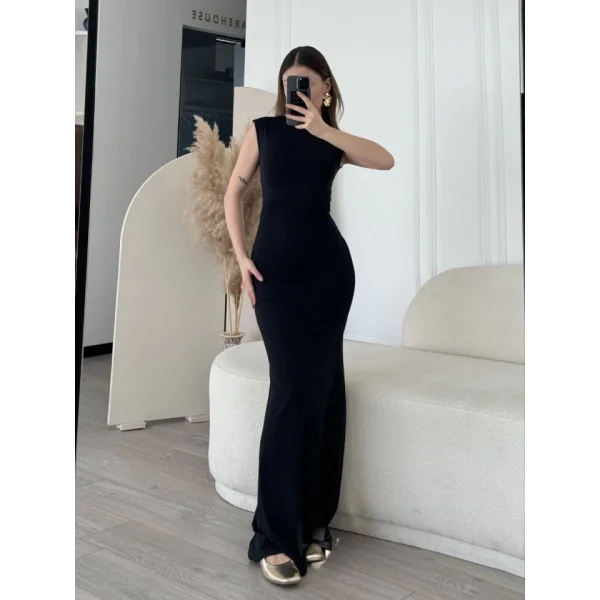 Kolsuz Uzun Likralı Elbise - Siyah