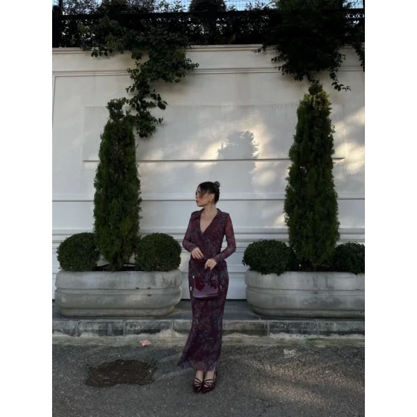 Kruvaze V Yaka, Fırfırlı Ve Bağcıklı Desenli Bluz Ve idi Etek Takım  Bordo