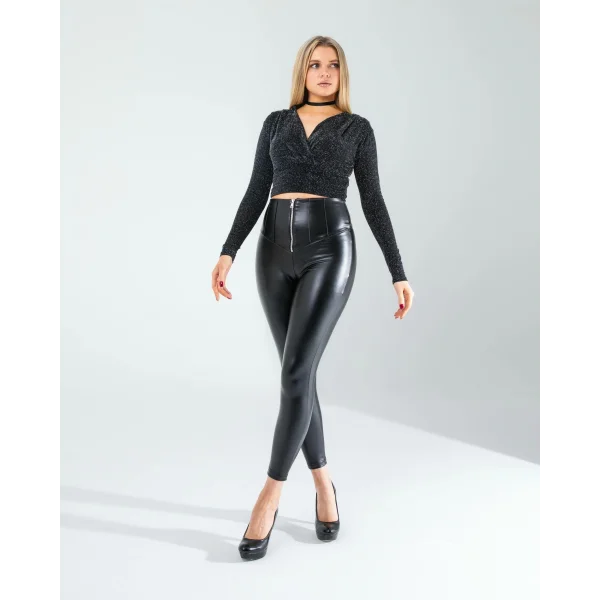 Kruvaze Yaka Pullu Bluz