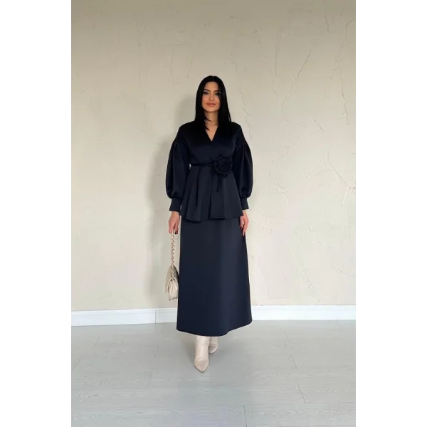 Lacivert Gül Detaylı Takım