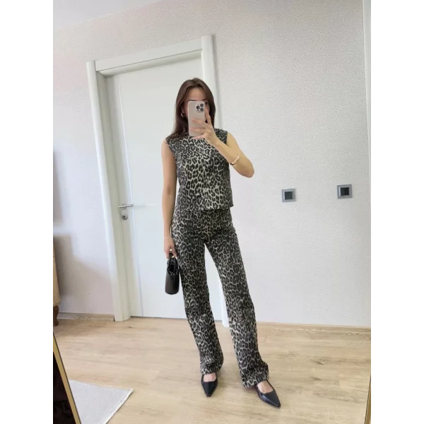 leopar desenli Düğmeli Bluzlu Pantolon İkili Takım -Leopar