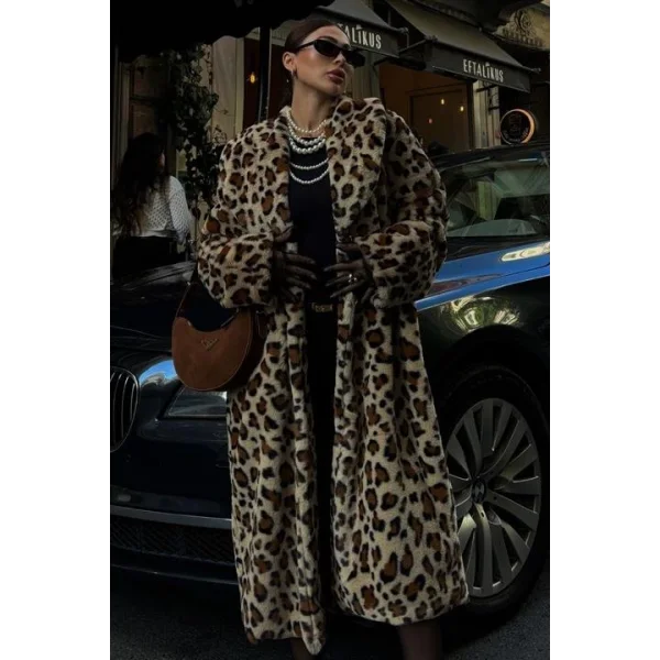 Leopar Desenli İçi Astarlı Peluş Kaban 7065