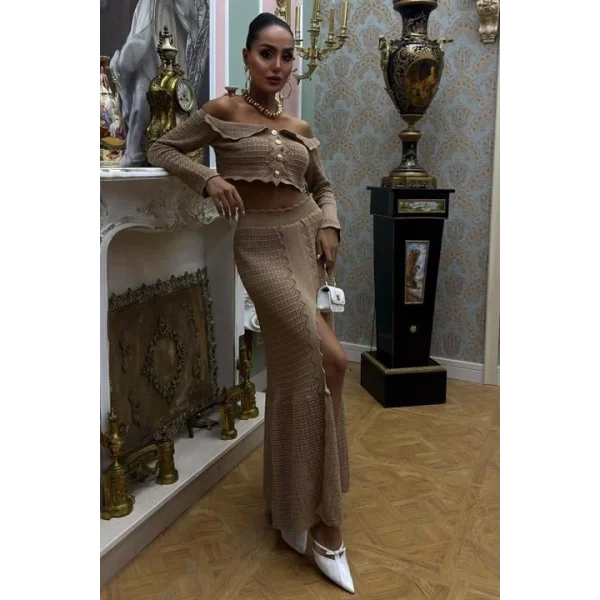 Madonna Yaka Derin Yırtmaç Etekli Şık Triko Takım 10099