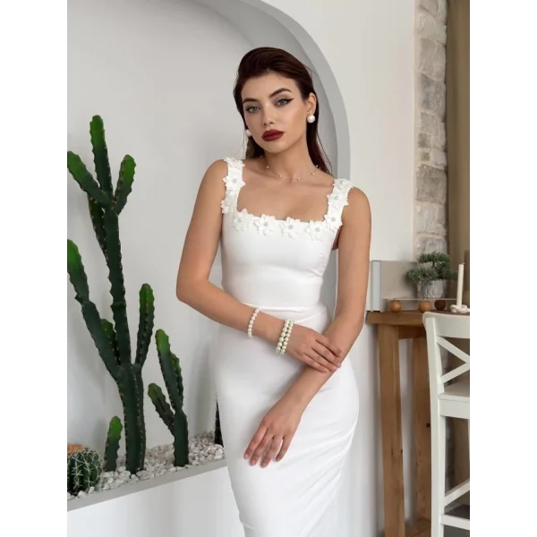 Mıng Çiçek Detaylı Elbise