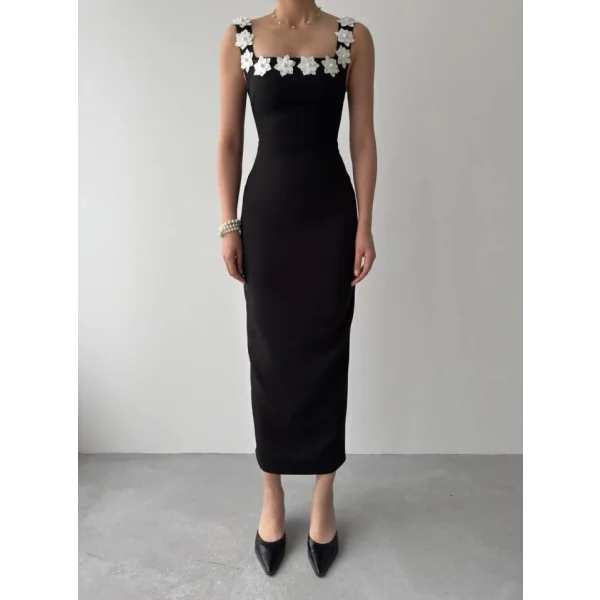 Mıng Çiçek Detaylı Elbise