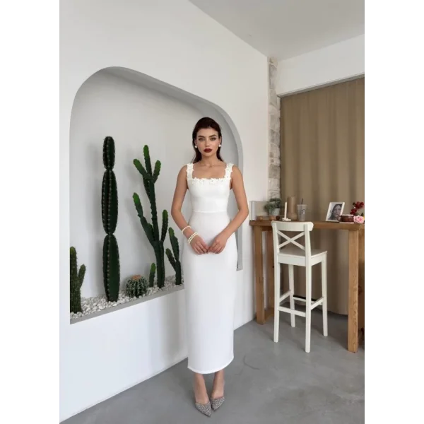 Mıng Çiçek Detaylı Elbise